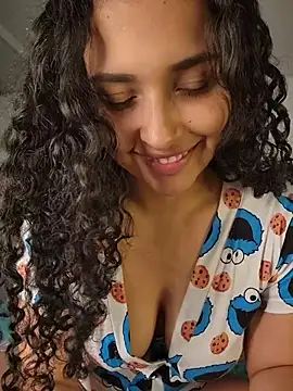 Snapshot of Lucy_Marin chatting on May 2026 12:06:02 AM Lucy Marin online show from May 2026 12:06:02 AM