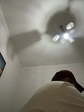 Snapshot of 1Aleks13 chatting on November 2025 12:10:01 AM 1Aleks13 online show from November 2025 12:10:01 AM