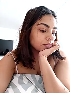 Snapshot of Ivanna2 chatting on February 2026 02:15:02 PM Ivanna2 online show from February 2026 02:15:02 PM