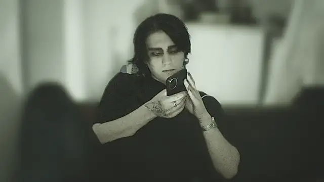 sademobeer online show from April 2026 06:59:02 PM