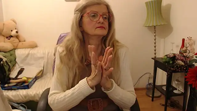 Snapshot of BlairFort chatting on February 2025 06:46:01 PM BlairFort online show from February 2025 06:46:01 PM