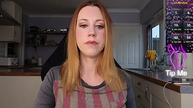 stripmequick online show from February 2025 10:27:02 AM