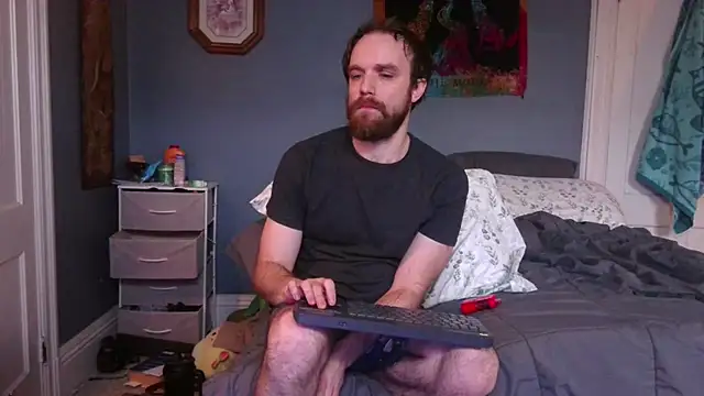 Snapshot of hpluvsplata chatting on February 2026 02:13:01 PM hpluvsplata online show from February 2026 02:13:01 PM