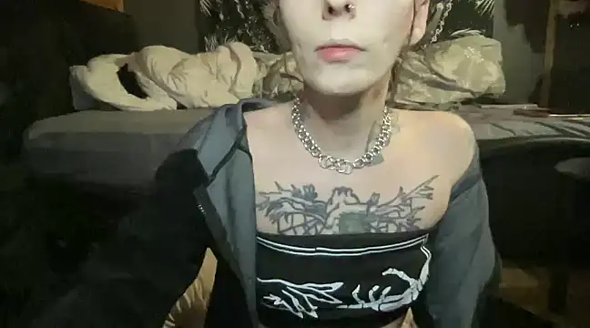 Snapshot of TeenyDoll chatting on January 2025 02:10:01 AM TeenyDoll online show from January 2025 02:10:01 AM