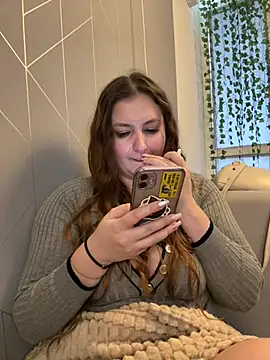 Snapshot of CandyShoopp chatting on January 2025 10:50:01 AM CandyShoopp online show from January 2025 10:50:01 AM