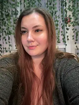 Snapshot of CandyShoopp chatting on January 2025 02:38:02 PM CandyShoopp online show from January 2025 02:38:02 PM