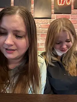 Snapshot of CandyShoopp chatting on March 2025 05:07:02 PM CandyShoopp online show from March 2025 05:07:02 PM