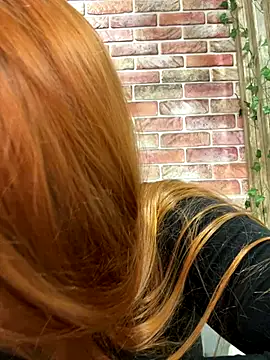 Snapshot of CandyShoopp chatting on November 2025 07:35:02 PM CandyShoopp online show from November 2025 07:35:02 PM