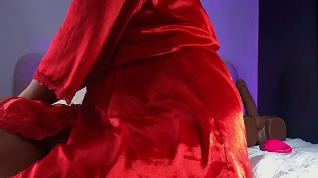 Snapshot of sofi_decker chatting on November 2025 12:27:01 PM sofi decker online show from November 2025 12:27:01 PM