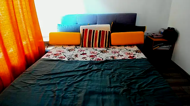 pinupmod online show from November 2025 10:50:02 AM