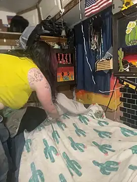 Snapshot of 1-800-FUCKYOU chatting on January 2025 02:15:01 AM 1-800-FUCKYOU online show from January 2025 02:15:01 AM