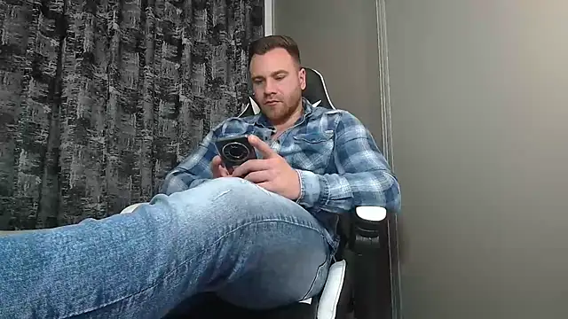 Thori92 online show from February 2025 09:19:02 PM