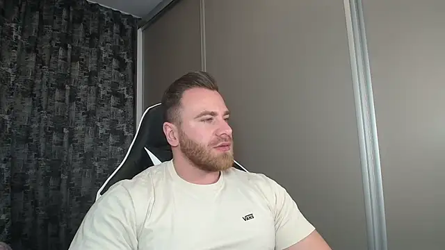 Thori92 online show from March 2025 05:39:02 PM