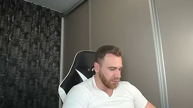 Thori92 online show from March 2025 08:37:02 PM