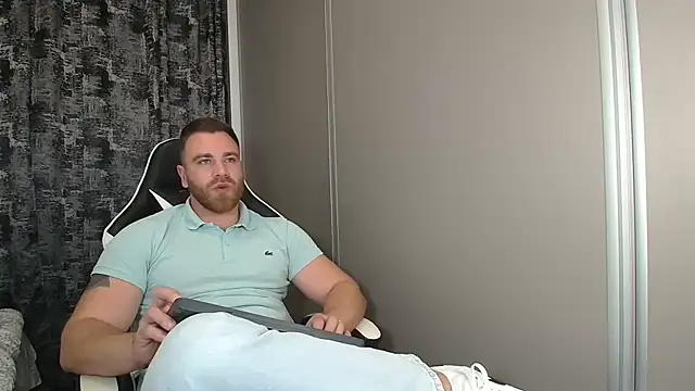 Thori92 online show from November 2025 07:45:02 PM