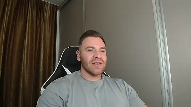 Thori92 online show from December 2025 05:53:01 PM