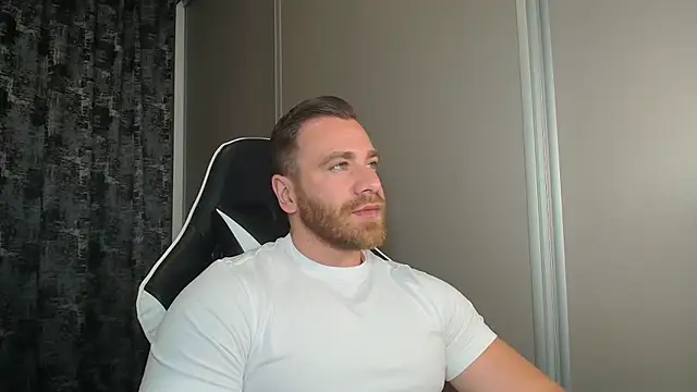 Thori92 online show from June 2026 01:35:01 PM