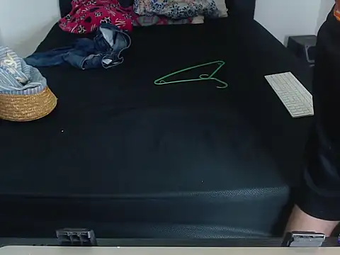 Snapshot of jeancarloscum12 chatting on December 2025 08:04:01 PM jeancarloscum12 online show from December 2025 08:04:01 PM