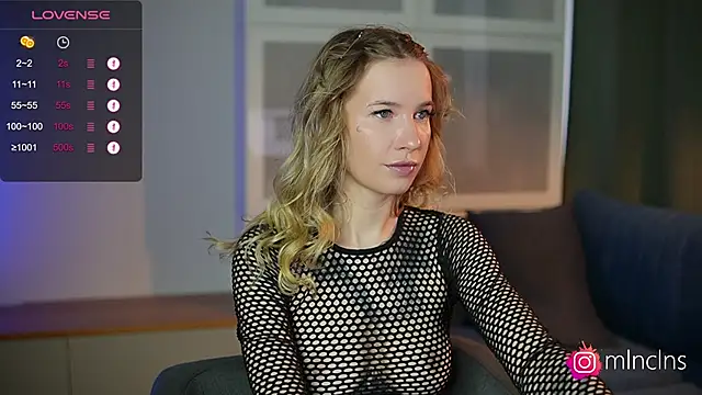 melanielwithu online show from November 2025 11:22:01 AM