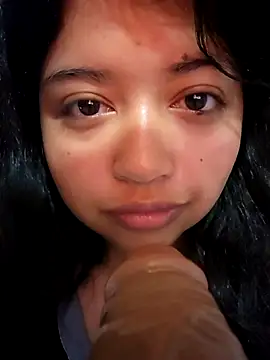 Snapshot of Peach_Girll chatting on October 2025 11:54:01 AM Peach Girll online show from October 2025 11:54:01 AM