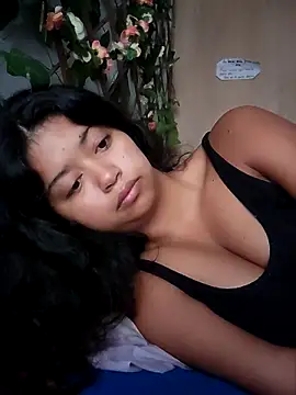 Snapshot of Peach_Girll chatting on November 2025 11:21:01 AM Peach Girll online show from November 2025 11:21:01 AM