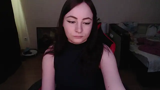 Laralianna online show from March 2026 02:00:01 PM