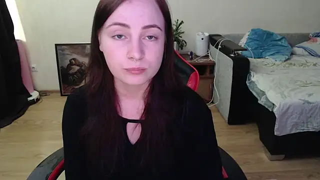 Snapshot of Laralianna chatting on June 2026 11:56:02 AM Laralianna online show from June 2026 11:56:02 AM