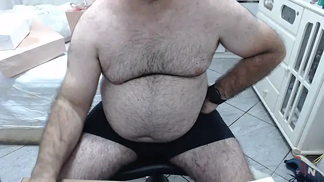 Snapshot of MysterBearMG chatting on November 2025 03:51:01 AM MysterBearMG online show from November 2025 03:51:01 AM