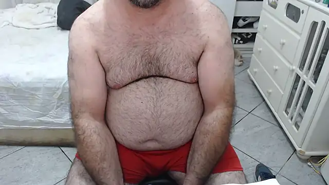 Snapshot of MysterBearMG chatting on November 2025 02:11:02 AM MysterBearMG online show from November 2025 02:11:02 AM