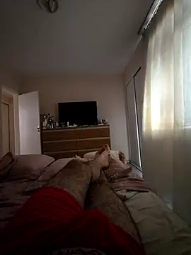 Snapshot of MysterBearMG chatting on November 2025 11:53:02 AM MysterBearMG online show from November 2025 11:53:02 AM