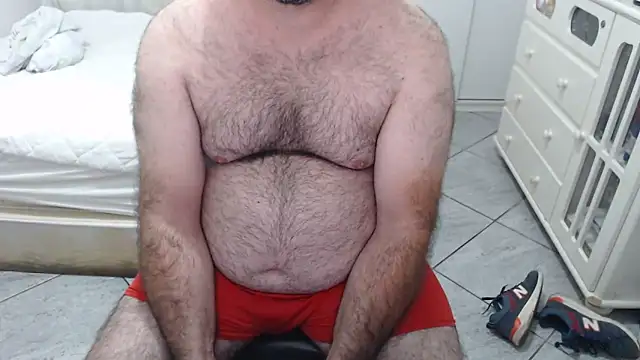 Snapshot of MysterBearMG chatting on November 2025 12:21:01 AM MysterBearMG online show from November 2025 12:21:01 AM