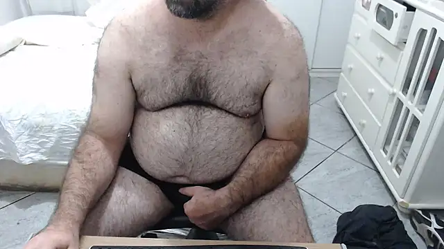 Snapshot of MysterBearMG chatting on December 2025 03:16:02 AM MysterBearMG online show from December 2025 03:16:02 AM