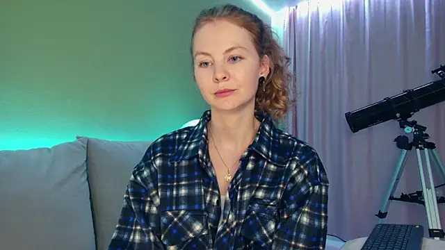 Cuddle Cat online show from January 2025 02:28:02 PM