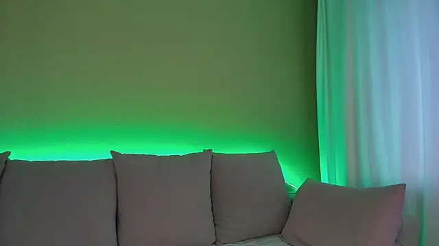 Snapshot of Cuddle_Cat chatting on February 2026 04:34:02 AM Cuddle Cat online show from February 2026 04:34:02 AM