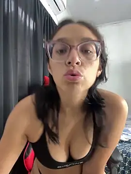 Ninnfa online show from February 2025 08:55:02 PM