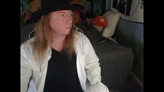 Snapshot of THEFireCrotch chatting on October 2025 09:19:02 PM THEFireCrotch online show from October 2025 09:19:02 PM