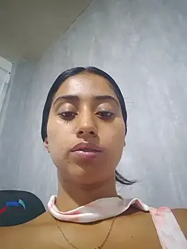 Valentinne z online show from February 2025 02:02:01 PM