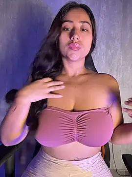 Valentinne z online show from January 2026 02:11:02 PM