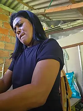 Snapshot of Hannah-grace chatting on November 2025 03:01:02 PM Hannah-grace online show from November 2025 03:01:02 PM