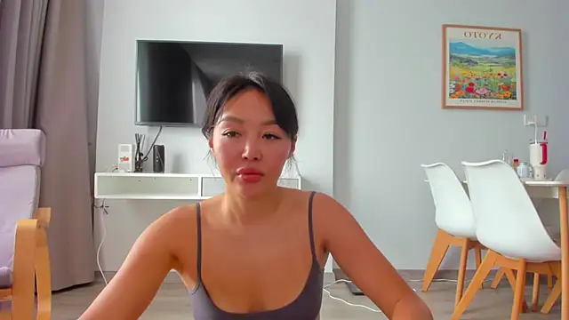 keiko hot online show from December 2025 02:05:01 AM