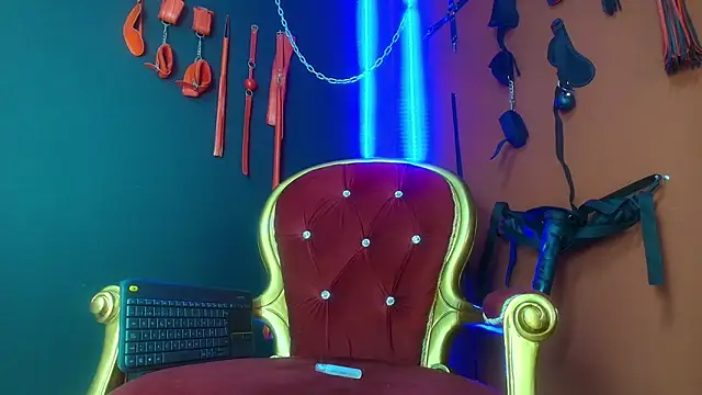 amy-mistress online show from December 2024 10:18:02 PM