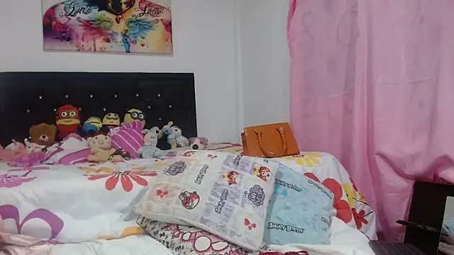 aleera starxx982 online show from March 2025 01:45:01 AM