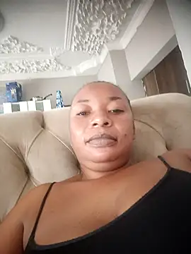 Candylious87 online show from December 2025 01:40:02 PM