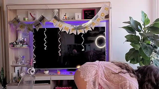 melisa es online show from April 2026 01:58:02 PM