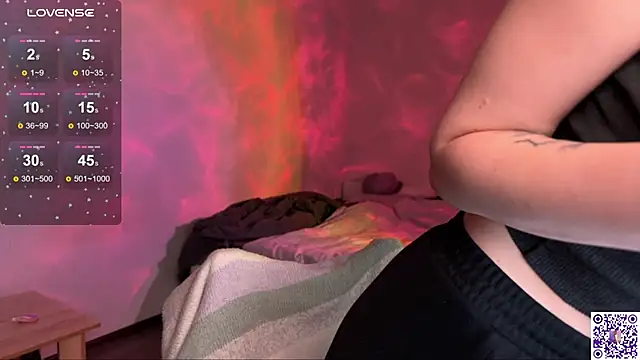 Chanel Gill online show from October 2025 07:23:02 PM