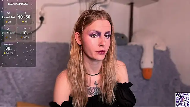 Chanel Gill online show from October 2025 06:47:01 PM