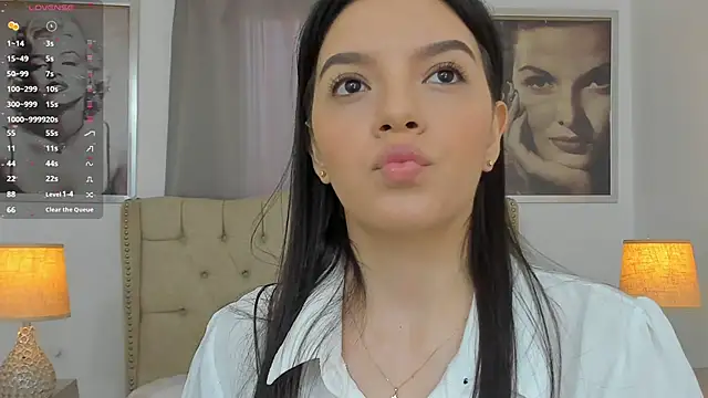 Snapshot of Beautyari_ chatting on February 2025 12:05:02 PM Beautyari online show from February 2025 12:05:02 PM