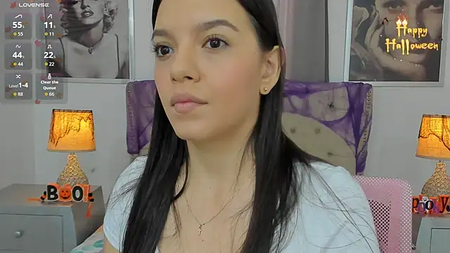 Snapshot of Beautyari_ chatting on October 2025 12:06:02 PM Beautyari online show from October 2025 12:06:02 PM