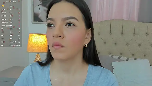 Snapshot of Beautyari_ chatting on November 2025 12:38:01 PM Beautyari online show from November 2025 12:38:01 PM