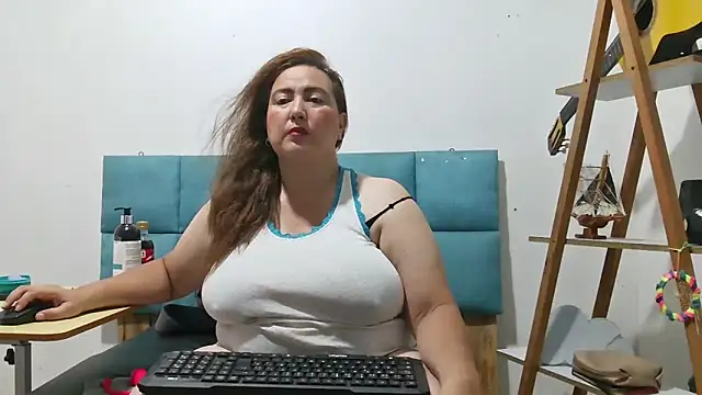 Allyson Devil online show from March 2026 06:49:01 PM